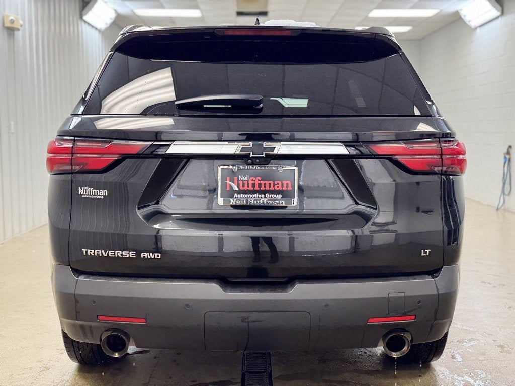 2022 Chevrolet Traverse LT Leather
