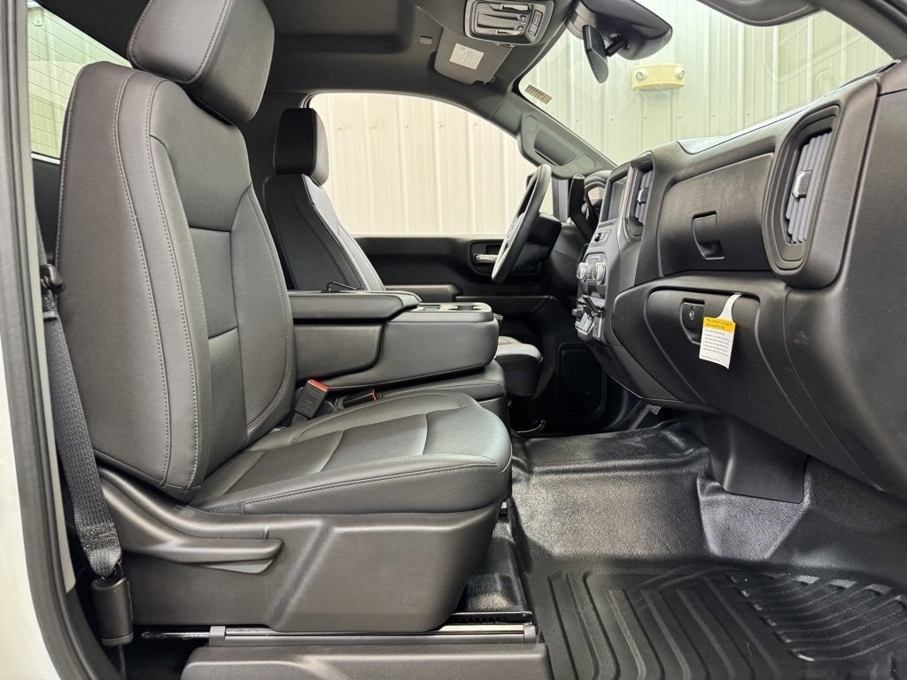 2025 GMC Sierra 2500 HD Pro