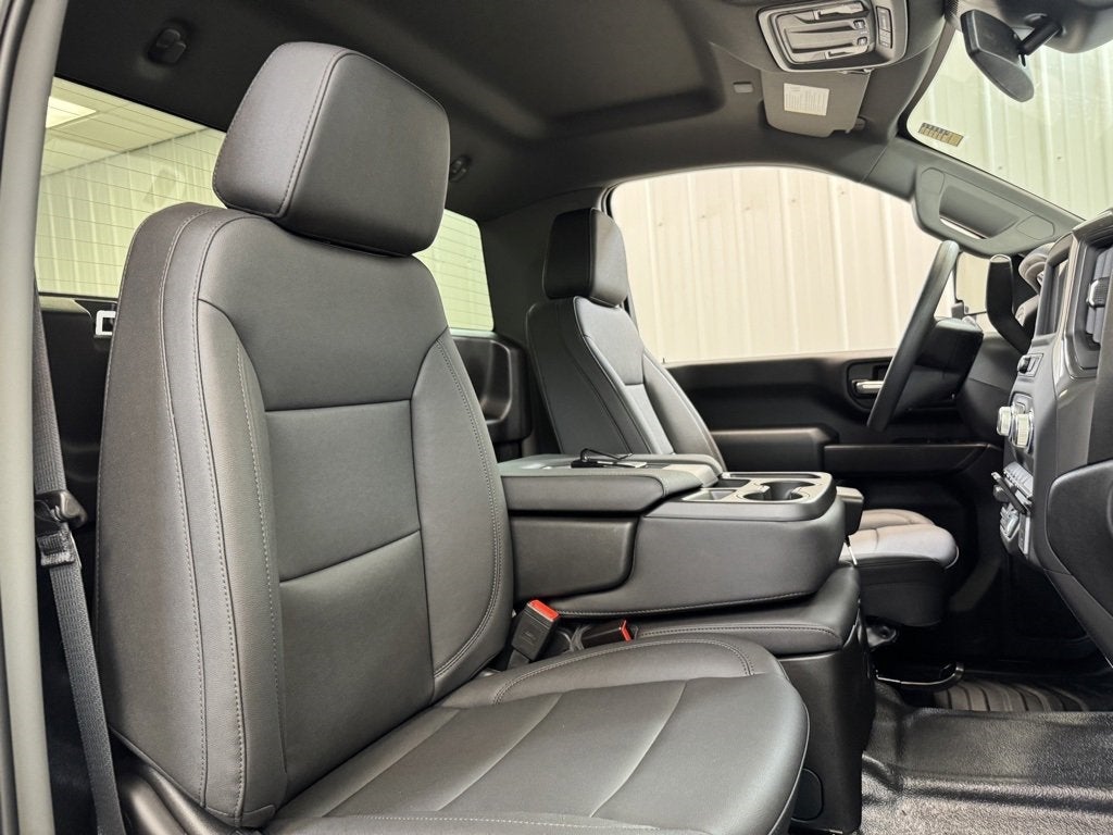 2025 GMC Sierra 2500 HD Pro