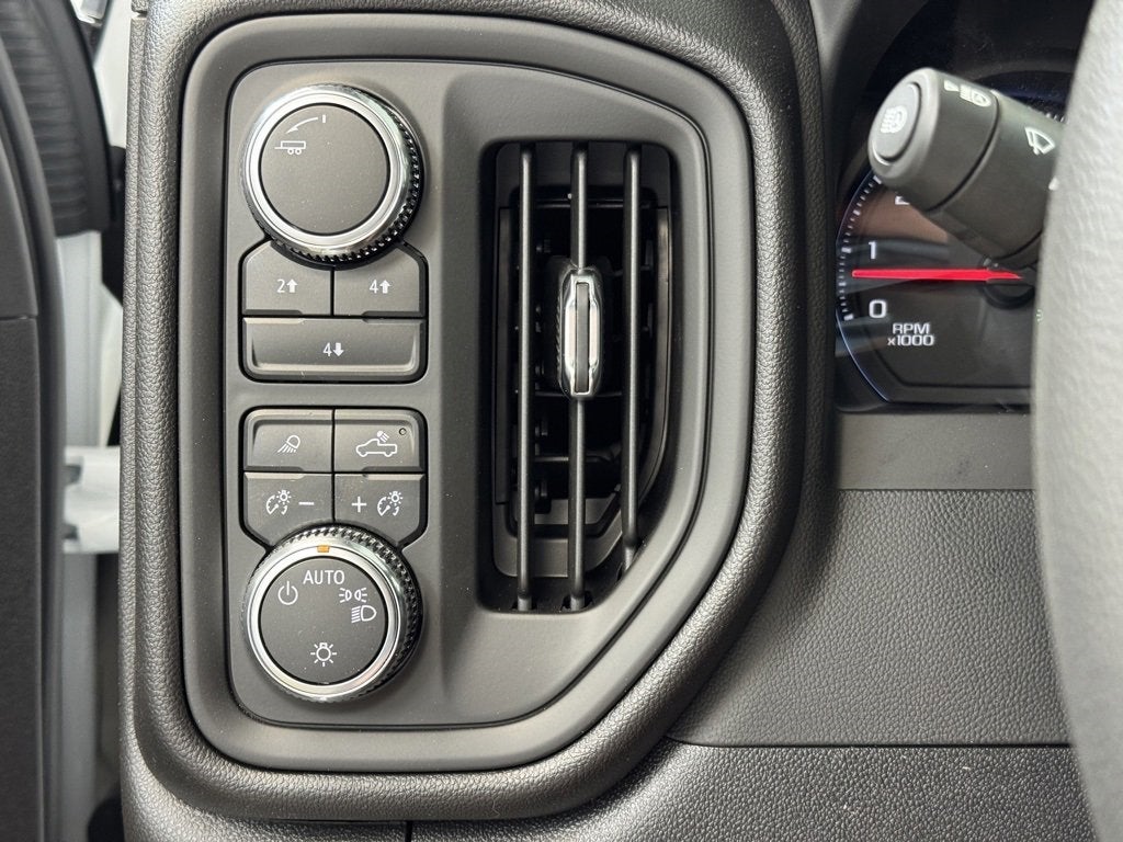 2025 GMC Sierra 2500 HD Pro