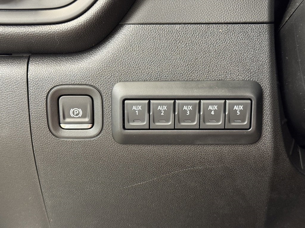 2025 GMC Sierra 2500 HD Pro