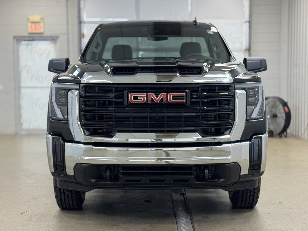 2025 GMC Sierra 2500 HD Pro