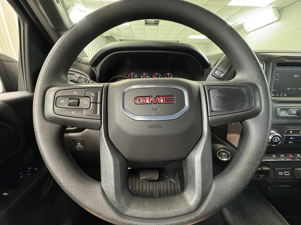 2025 GMC Sierra 2500 HD Pro