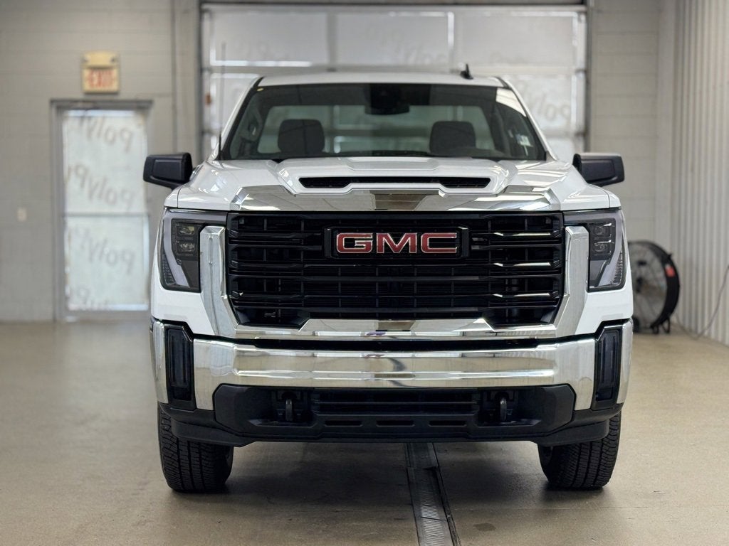 2025 GMC Sierra 3500 HD Pro