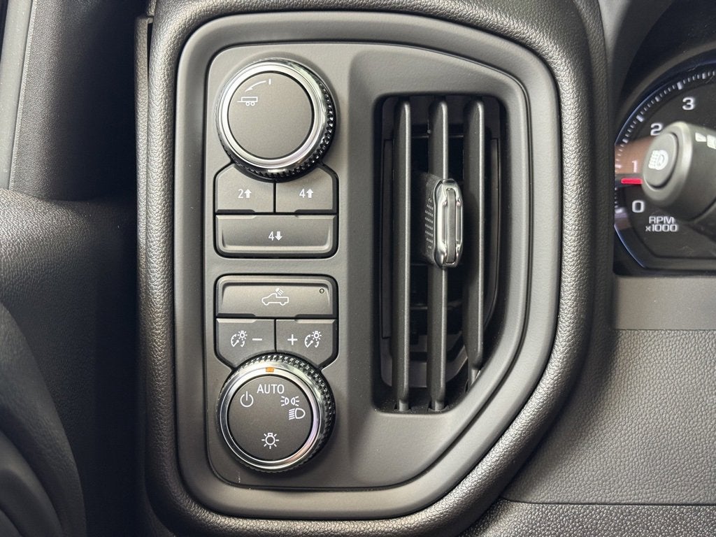 2025 GMC Sierra 3500 HD Pro