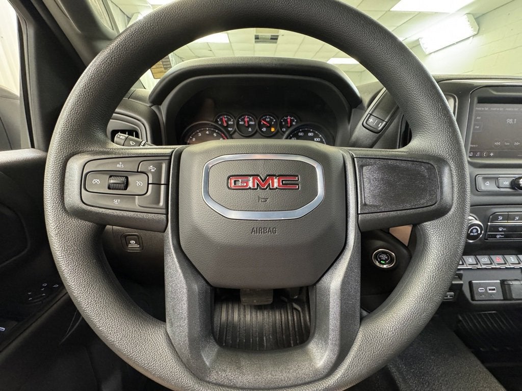 2025 GMC Sierra 3500 HD Pro