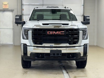 2025 GMC Sierra 3500 HD Pro