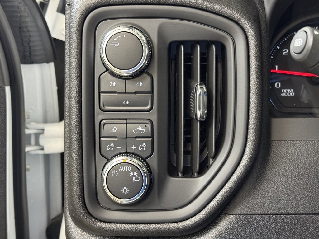 2025 GMC Sierra 3500 HD Pro