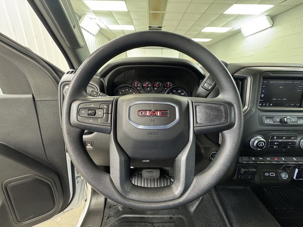 2025 GMC Sierra 3500 HD Pro