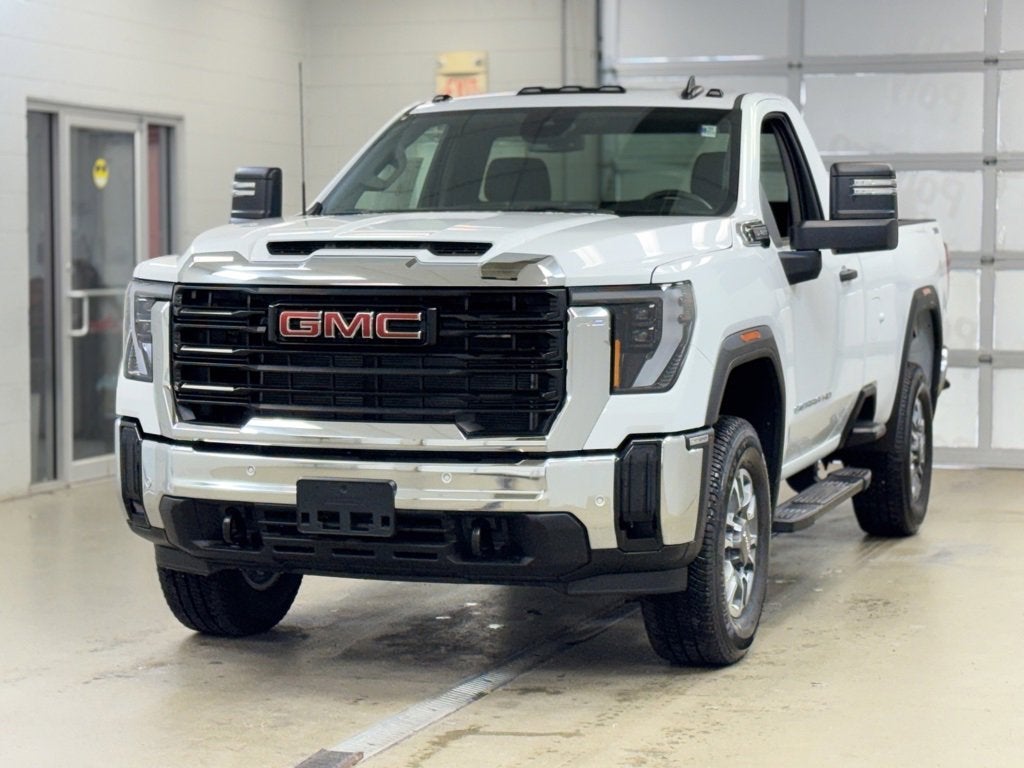 2025 GMC Sierra 3500 HD Pro