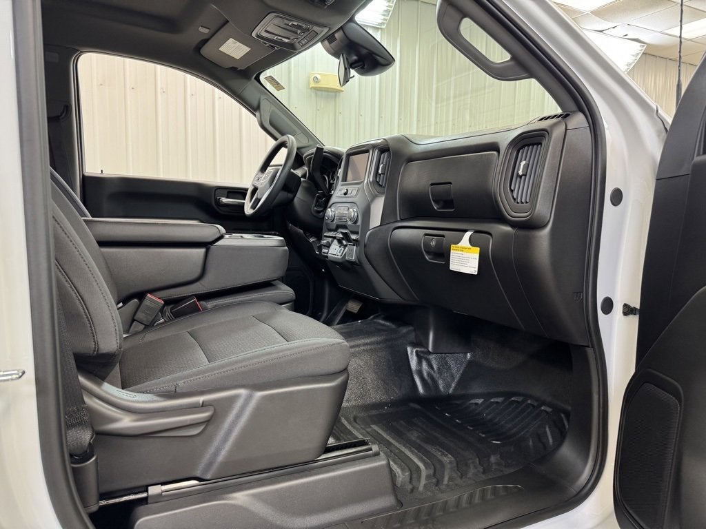 2025 GMC Sierra 3500 HD Pro