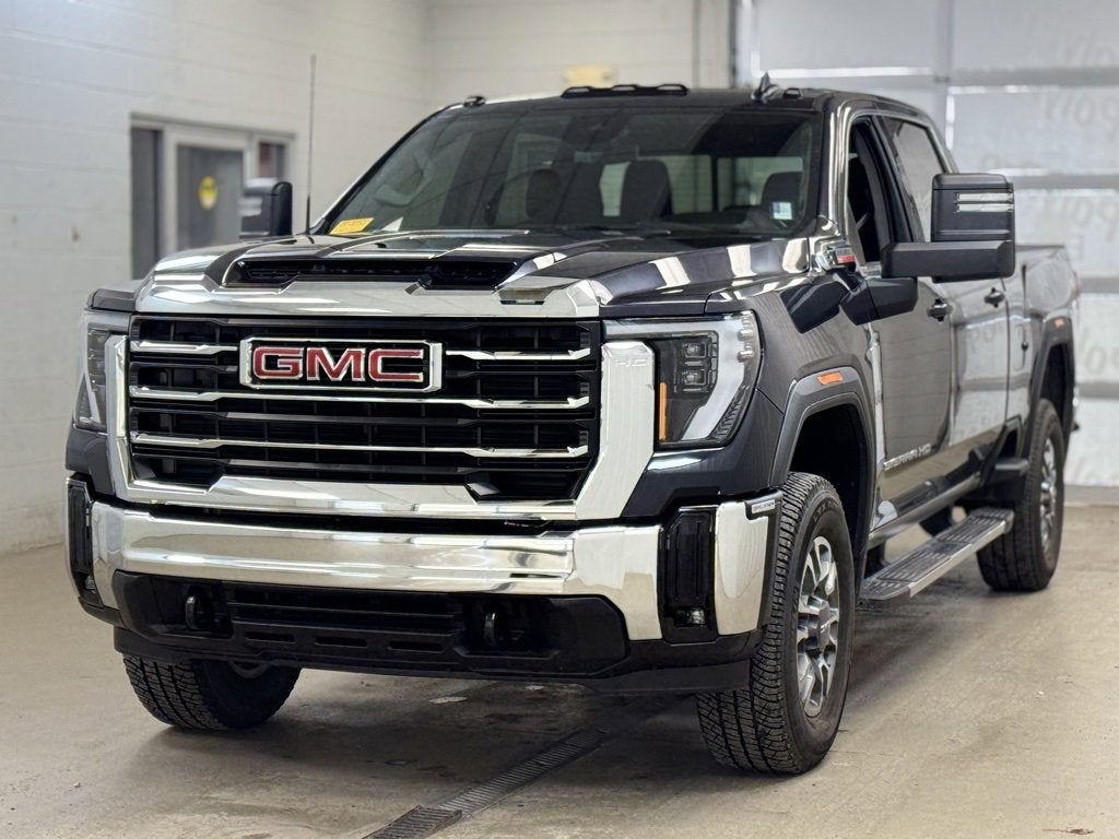 2026 GMC Sierra 3500 HD SLE