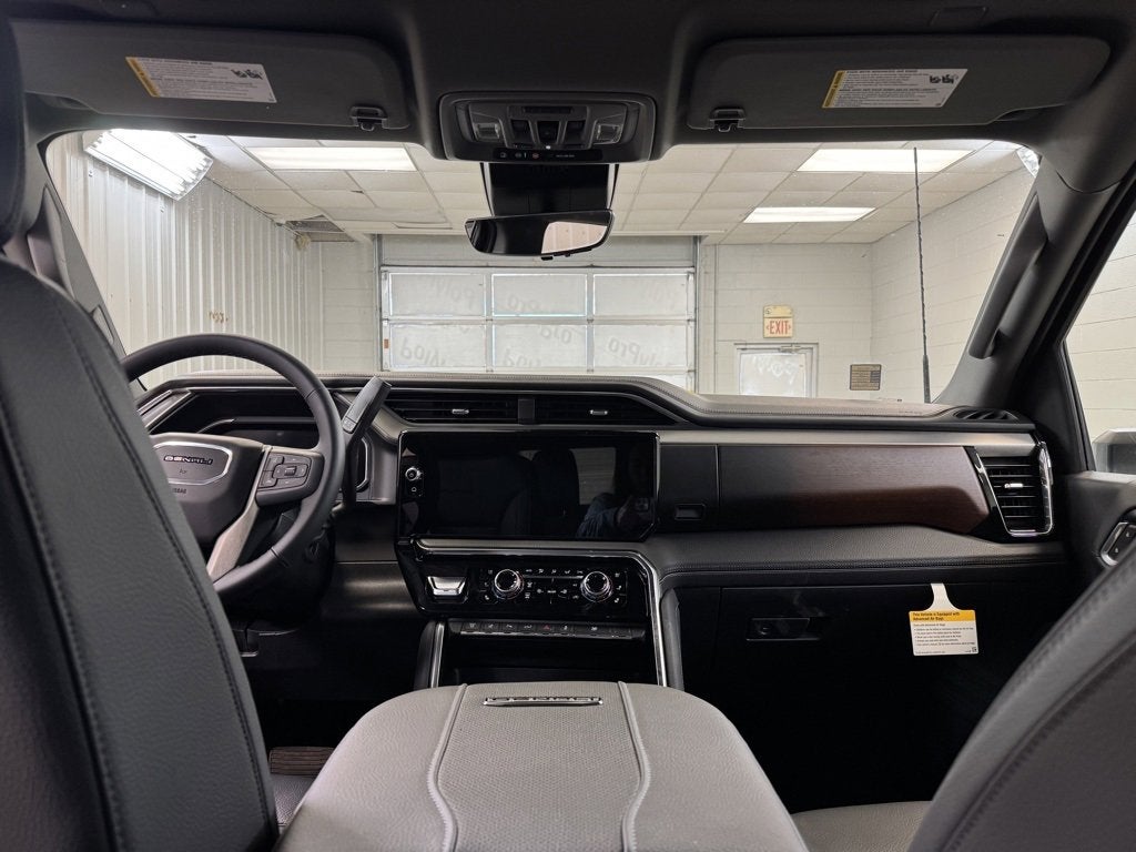 2026 GMC Sierra 3500 HD Denali DRW