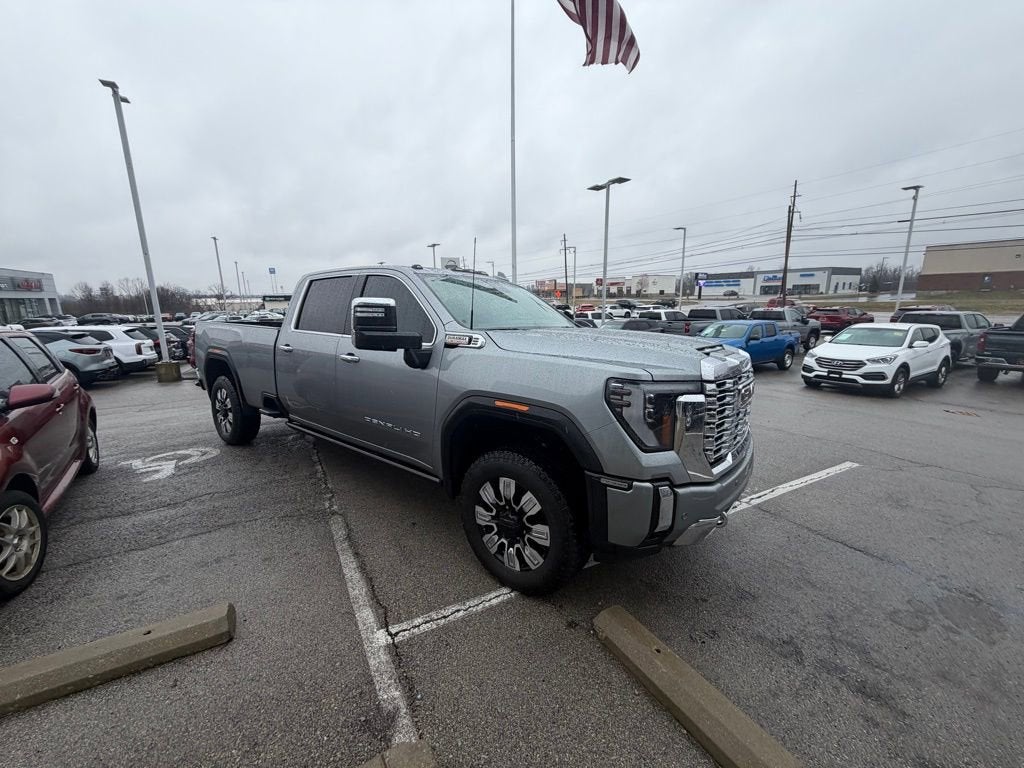 2025 GMC Sierra 3500 HD Denali