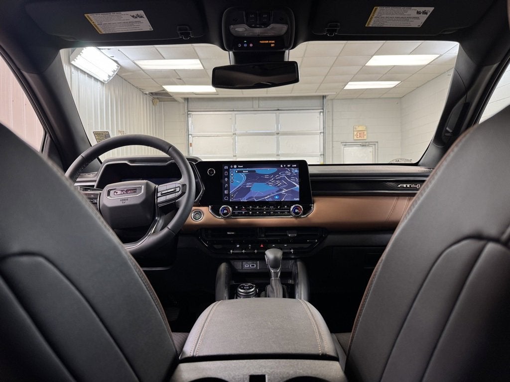 2025 GMC Canyon AT4