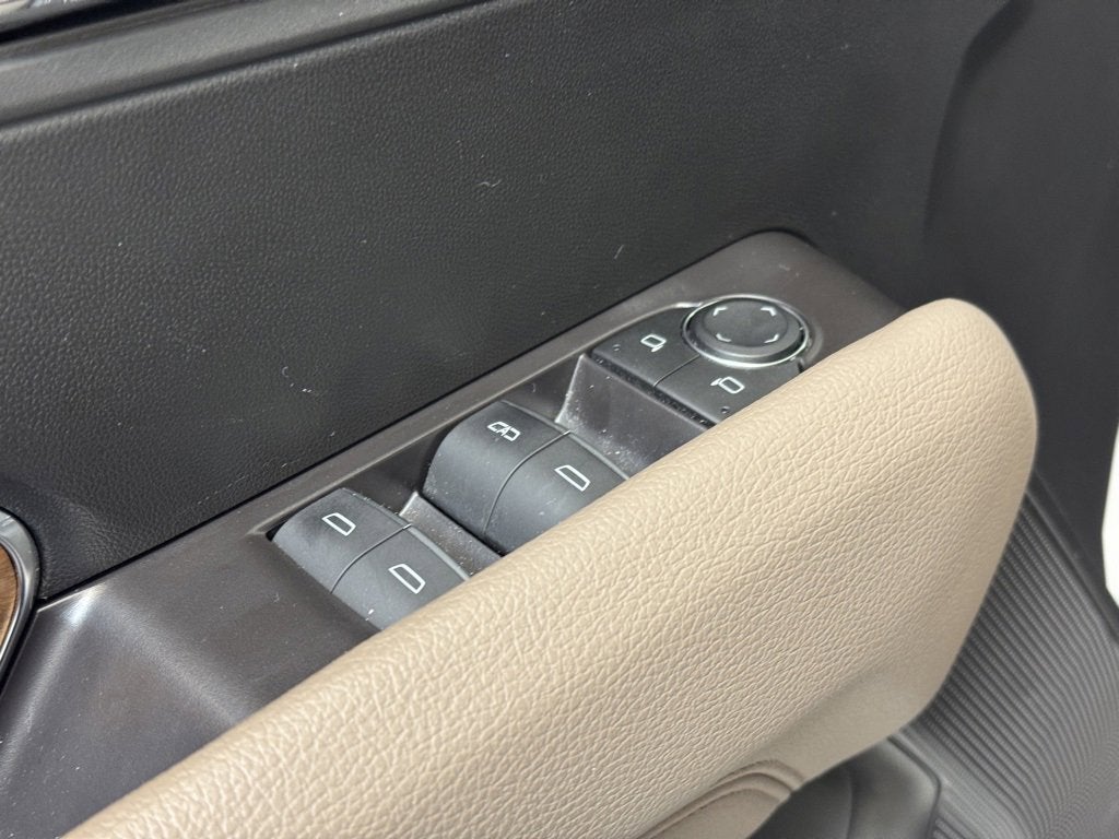 2024 GMC Canyon Denali