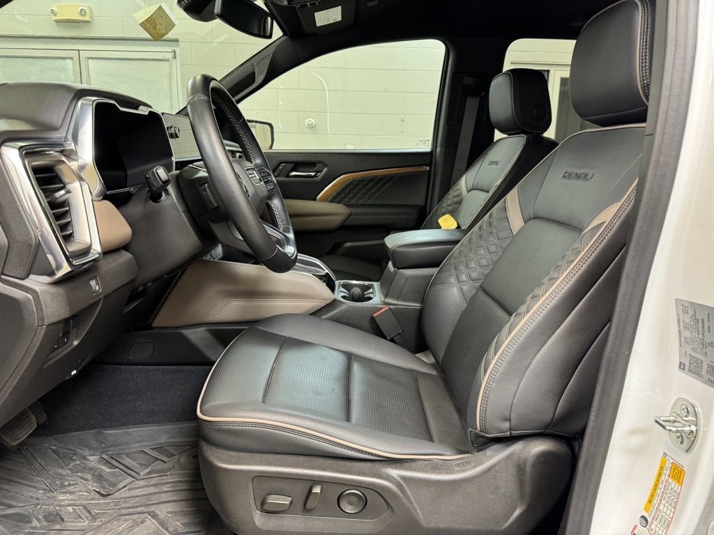 2024 GMC Canyon Denali
