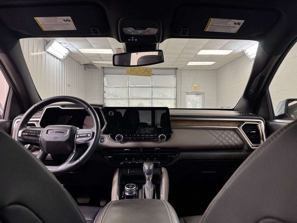 2024 GMC Canyon Denali