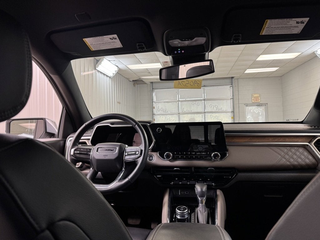 2024 GMC Canyon Denali