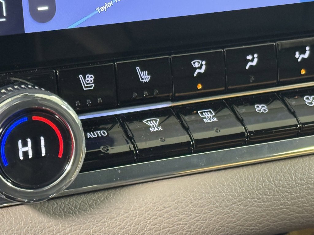 2024 GMC Canyon Denali