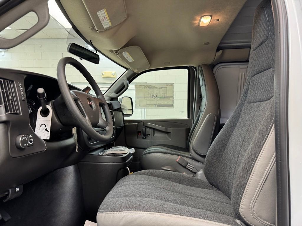 2025 GMC Savana Cargo 2500 Work Van
