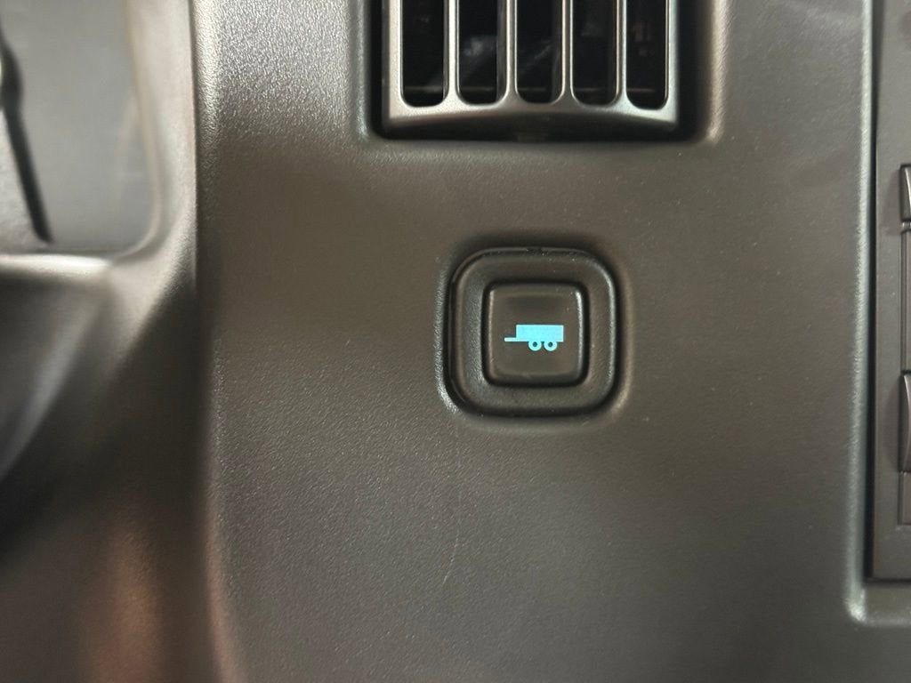 2025 GMC Savana Cargo 2500 Work Van