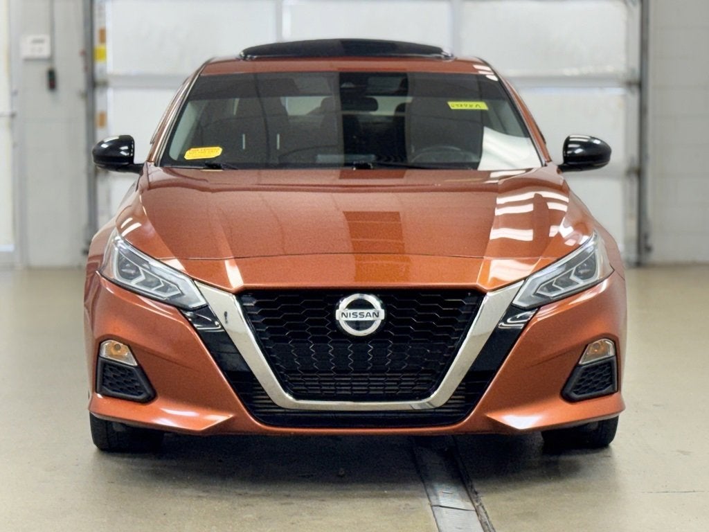 2022 Nissan Altima 2.0 SR