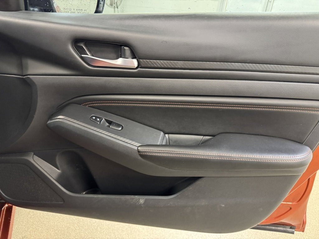 2022 Nissan Altima 2.0 SR