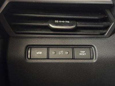 2022 Nissan Altima 2.0 SR