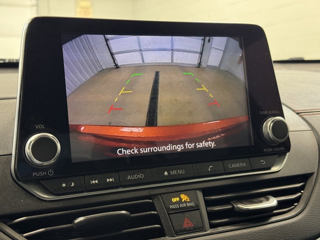 2022 Nissan Altima 2.0 SR