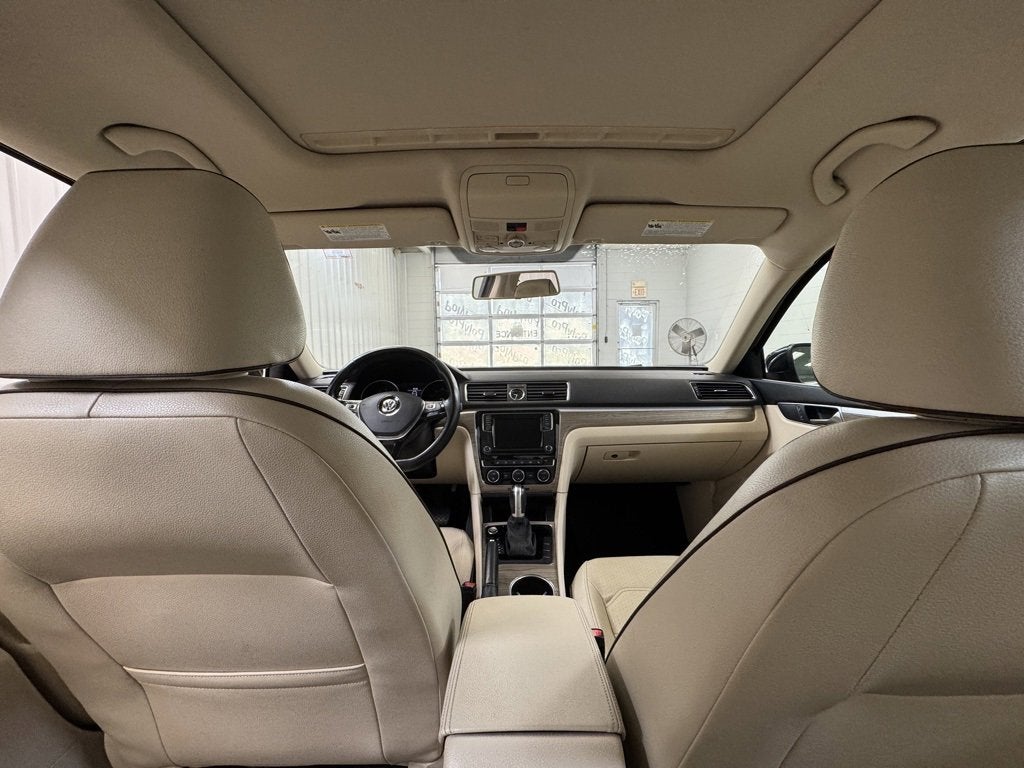 2017 Volkswagen Passat 1.8T SE