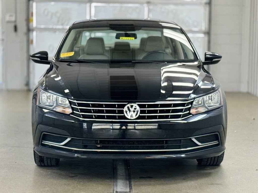 2017 Volkswagen Passat 1.8T SE