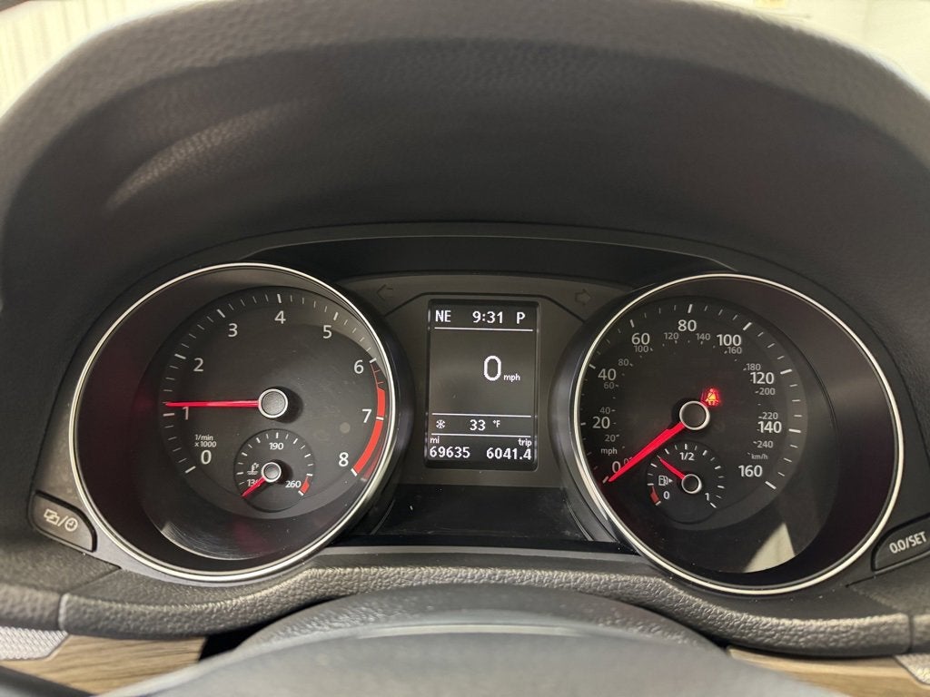 2017 Volkswagen Passat 1.8T SE