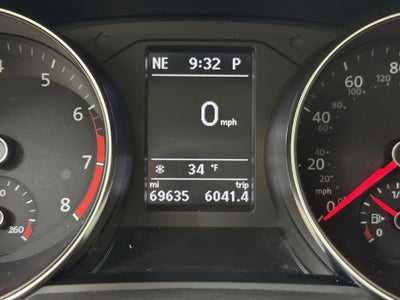 2017 Volkswagen Passat 1.8T SE