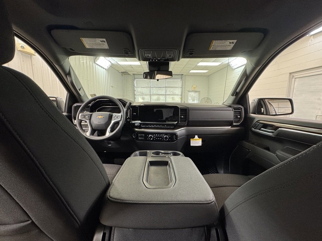 2025 Chevrolet Silverado 1500 LT (2FL)