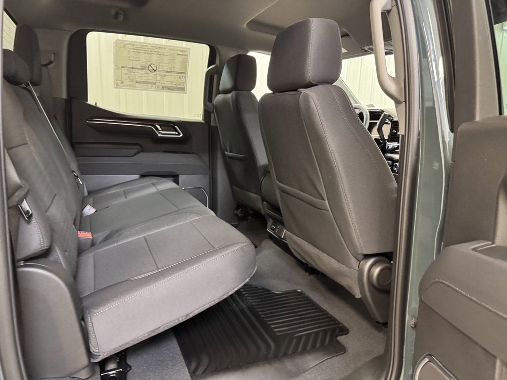 2025 Chevrolet Silverado 1500 LT (2FL)