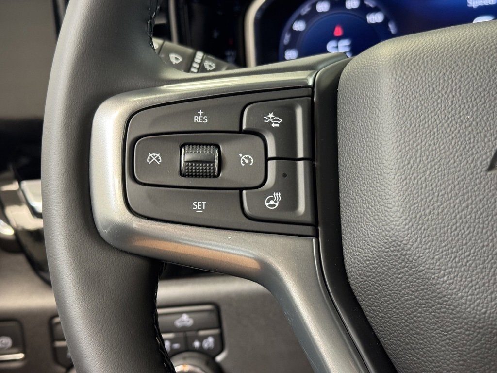 2025 Chevrolet Silverado 1500 LT (2FL)