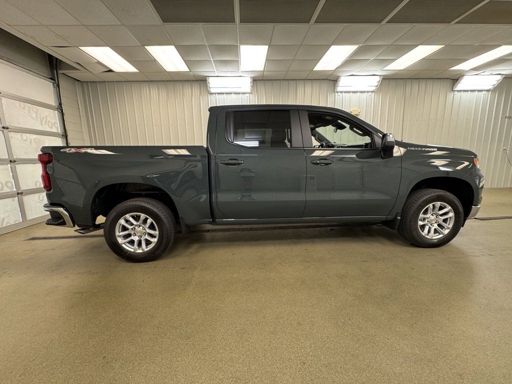 2025 Chevrolet Silverado 1500 LT (2FL)