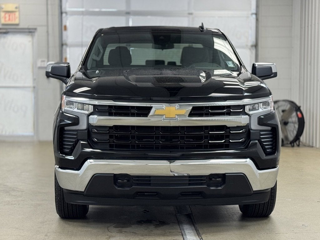 2025 Chevrolet Silverado 1500 LT (2FL)