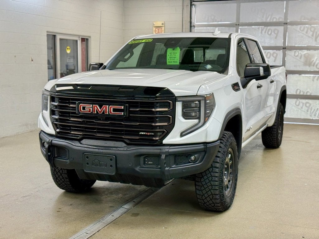 2024 GMC Sierra 1500 AT4X