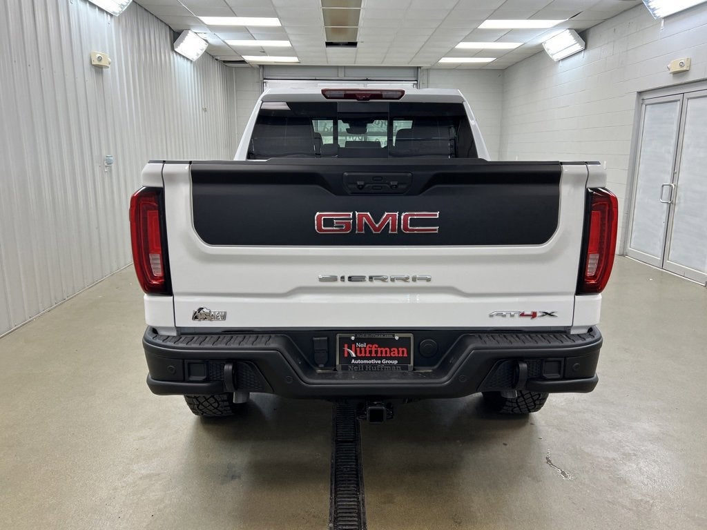 2024 GMC Sierra 1500 AT4X