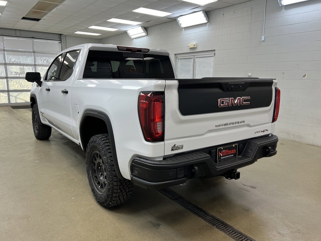 2024 GMC Sierra 1500 AT4X