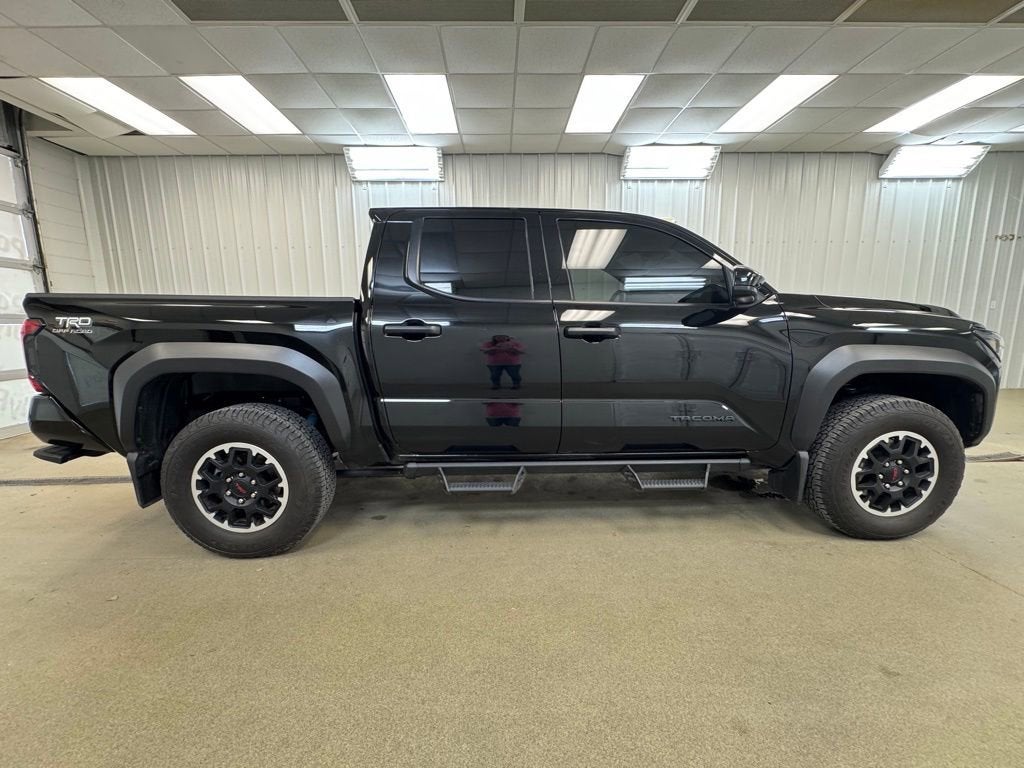 2025 Toyota Tacoma 4WD SR