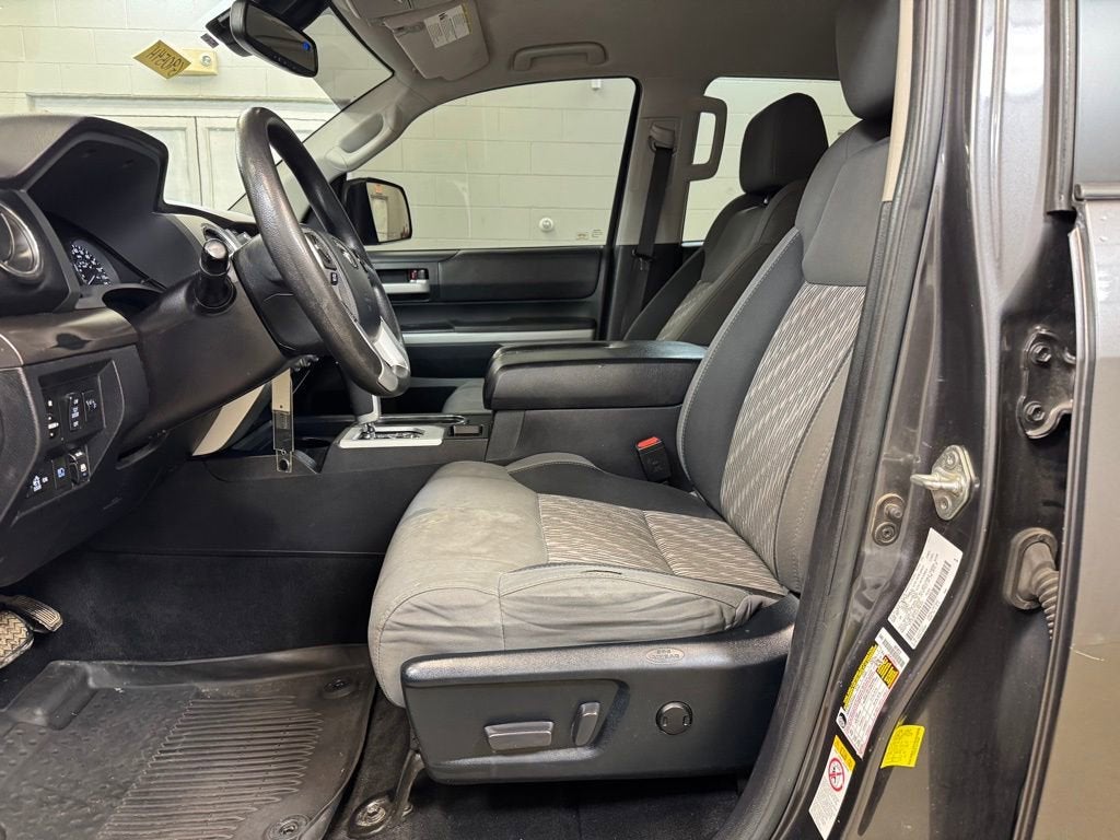 2018 Toyota Tundra 4WD SR5