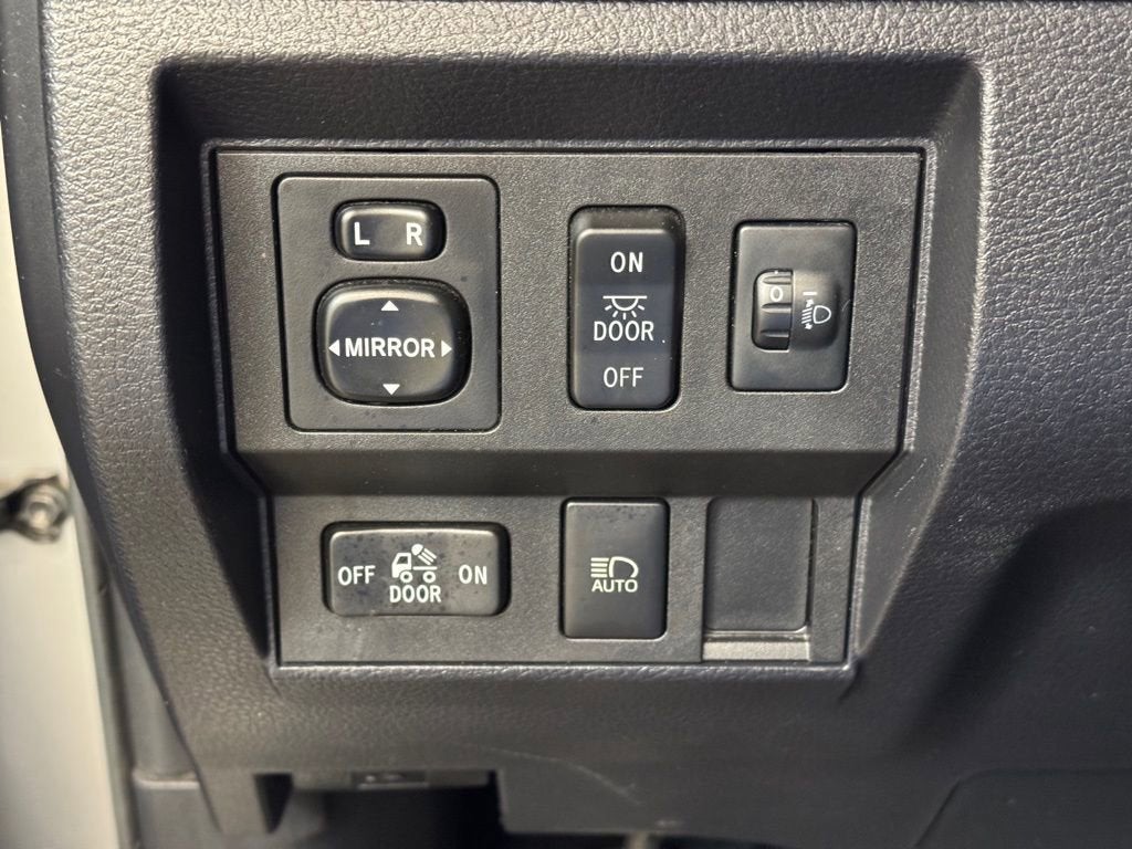 2018 Toyota Tundra 4WD SR