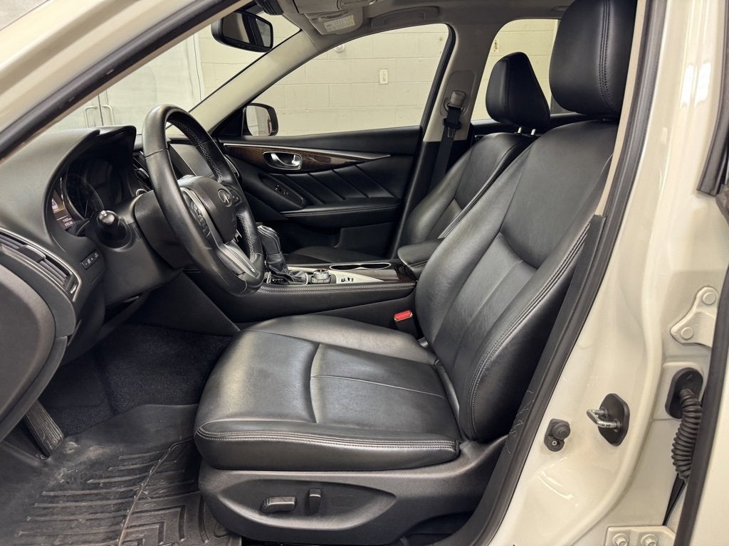 2019 INFINITI Q50 3.0t LUXE