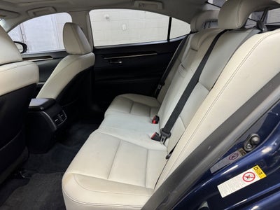 2013 Lexus ES 350 4dr Sdn