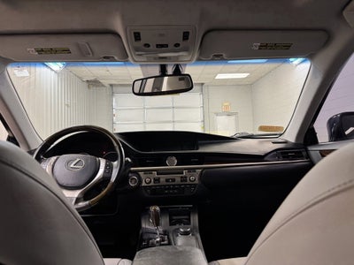2013 Lexus ES 350 4dr Sdn