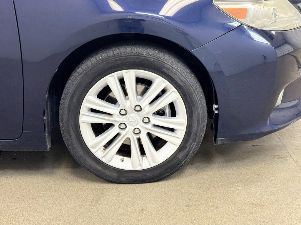 2013 Lexus ES 350 4dr Sdn