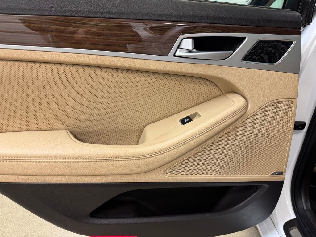 2015 Hyundai Genesis 3.8L